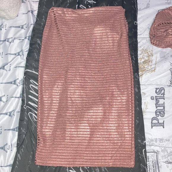 Dress - Picture 4 of 5